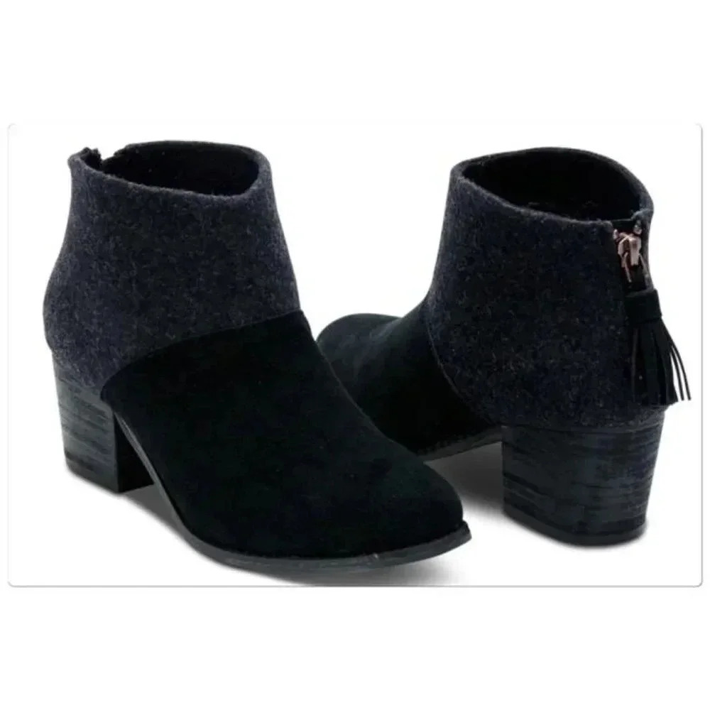 Toms Lacy Ankle Bootie Black and Grey Tassle Zipper Size 6.5